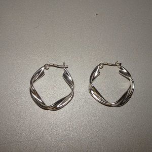 SU 925 Sterling Twist Hoop Pierced Earrings